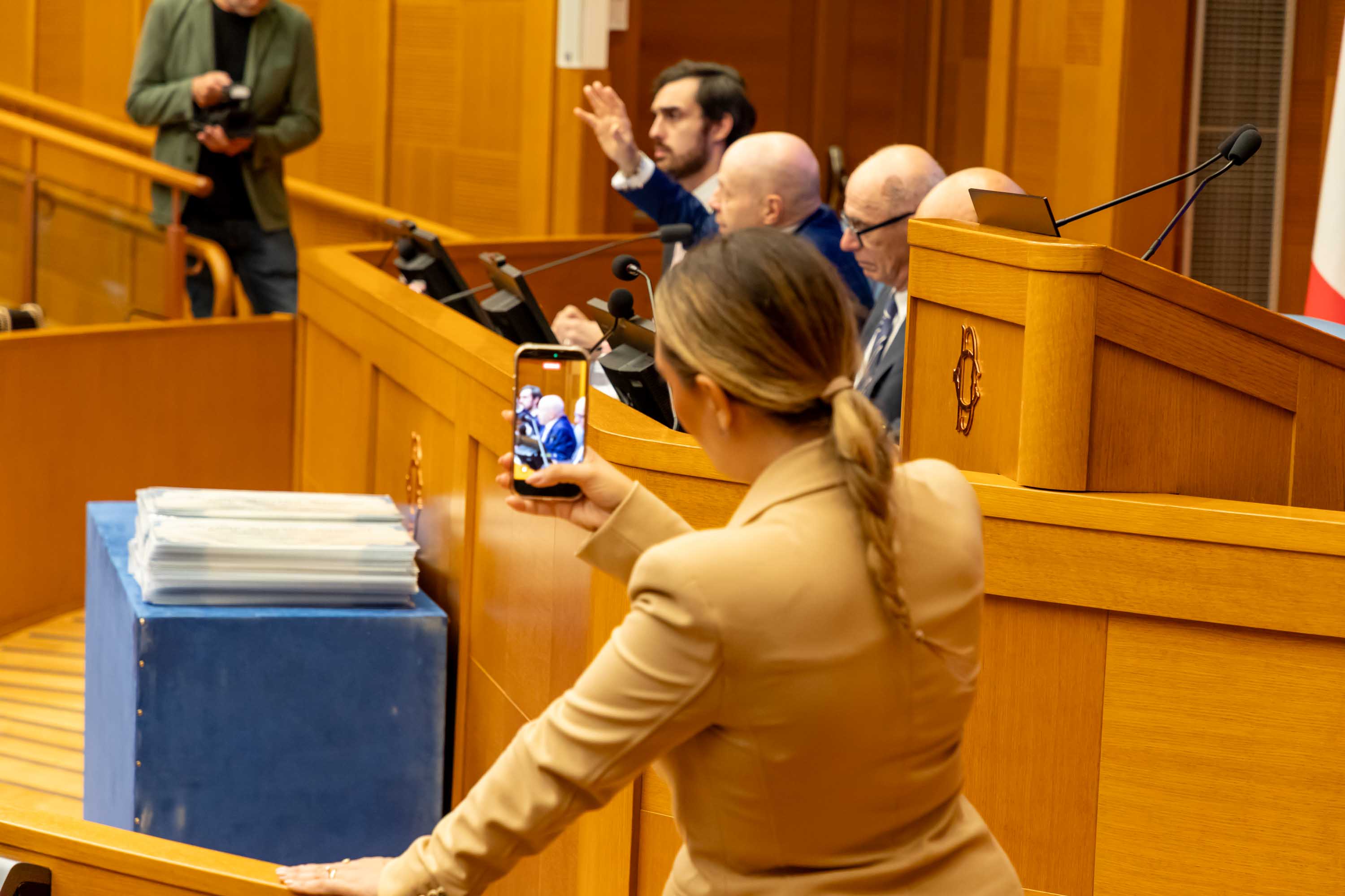 56-ELC_9182